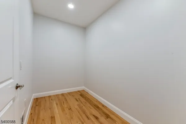 $1,350,000 | 28 King George Road, Warren, NJ 07059