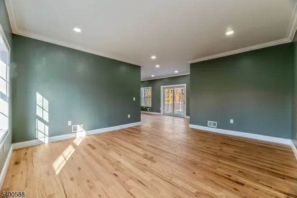 $1,350,000 | 28 King George Road, Warren, NJ 07059