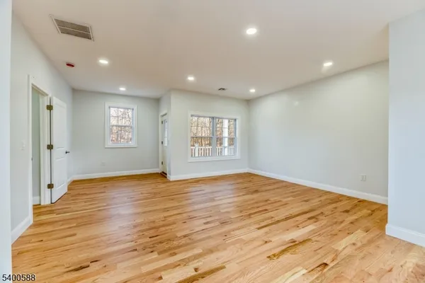 $1,350,000 | 28 King George Road, Warren, NJ 07059