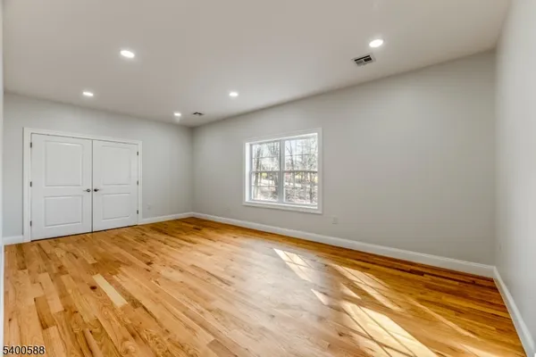 $1,350,000 | 28 King George Road, Warren, NJ 07059