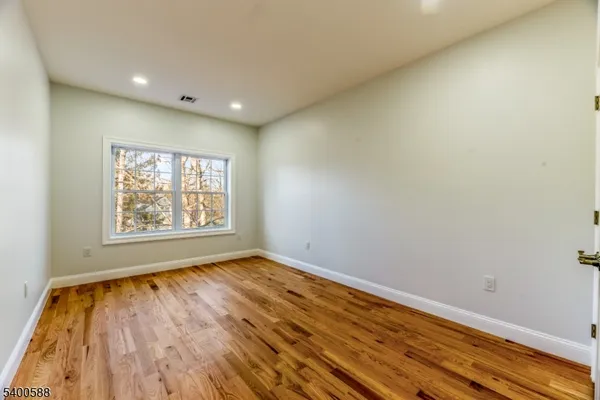 $1,350,000 | 28 King George Road, Warren, NJ 07059