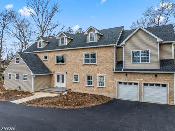 $1,350,000 | 28 King George Road, Warren, NJ 07059