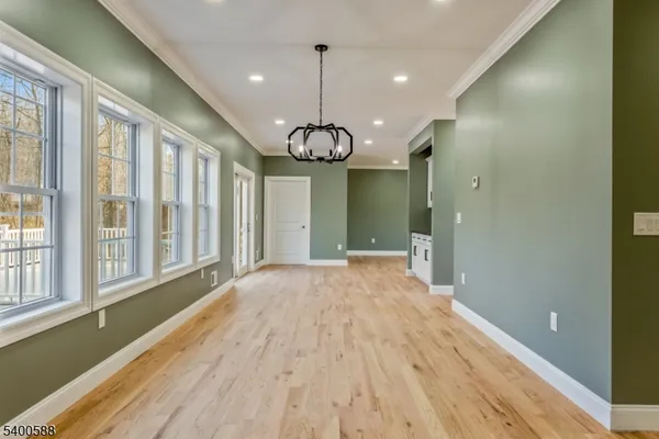 $1,350,000 | 28 King George Road, Warren, NJ 07059