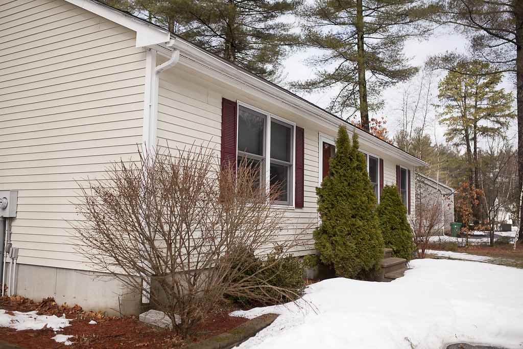 33 Sugar Brook Road Rochester, NH 03839 - Photo 2 of 28