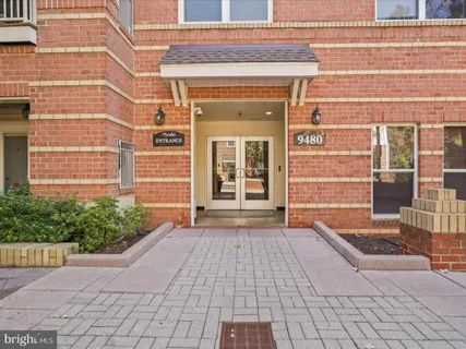 $319,995 | 9480 Virginia Center Boulevard, Unit 134, Vienna, VA 22181