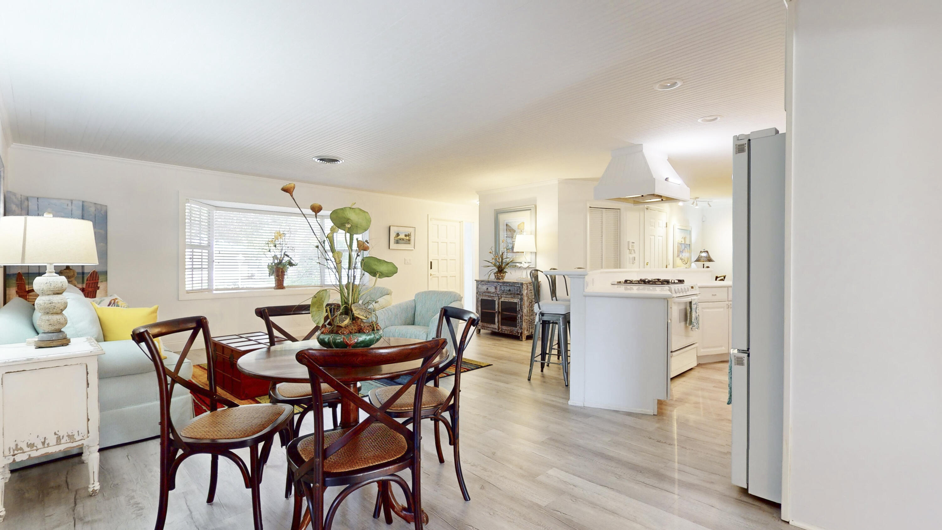 736 Iris Lane Vero Beach, FL 32963 - Photo 12 of 54 iPixx_001_10