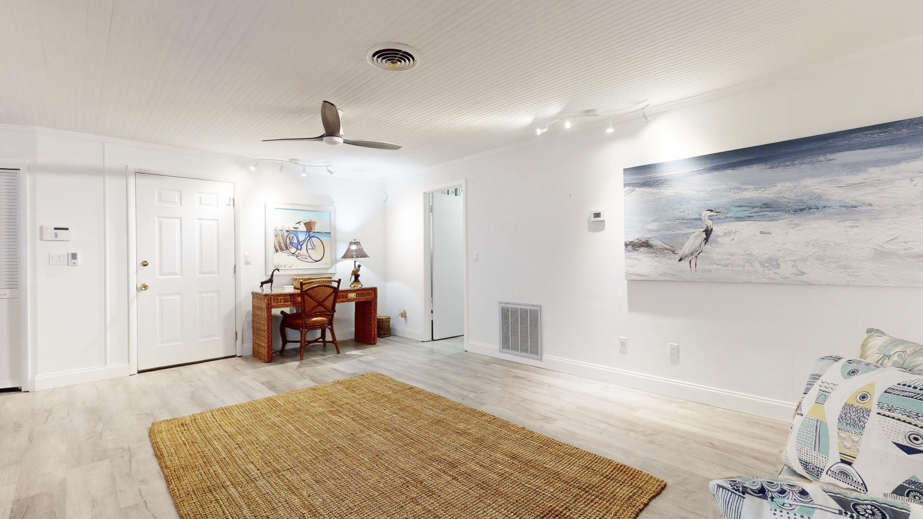 736 Iris Lane Vero Beach, FL 32963 - Photo 19 of 54 iPixx_001_23