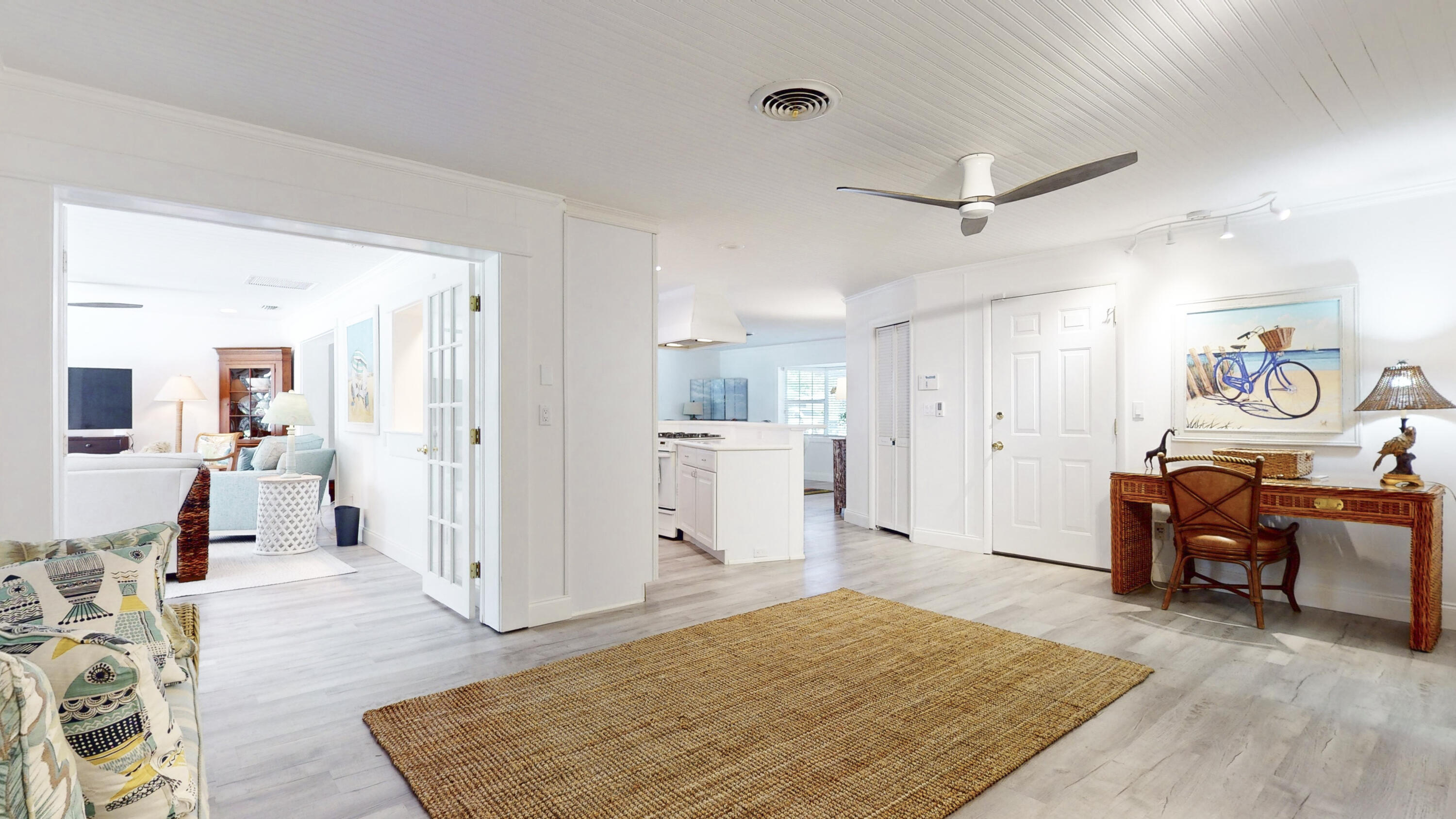 736 Iris Lane Vero Beach, FL 32963 - Photo 20 of 54 iPixx_001_24