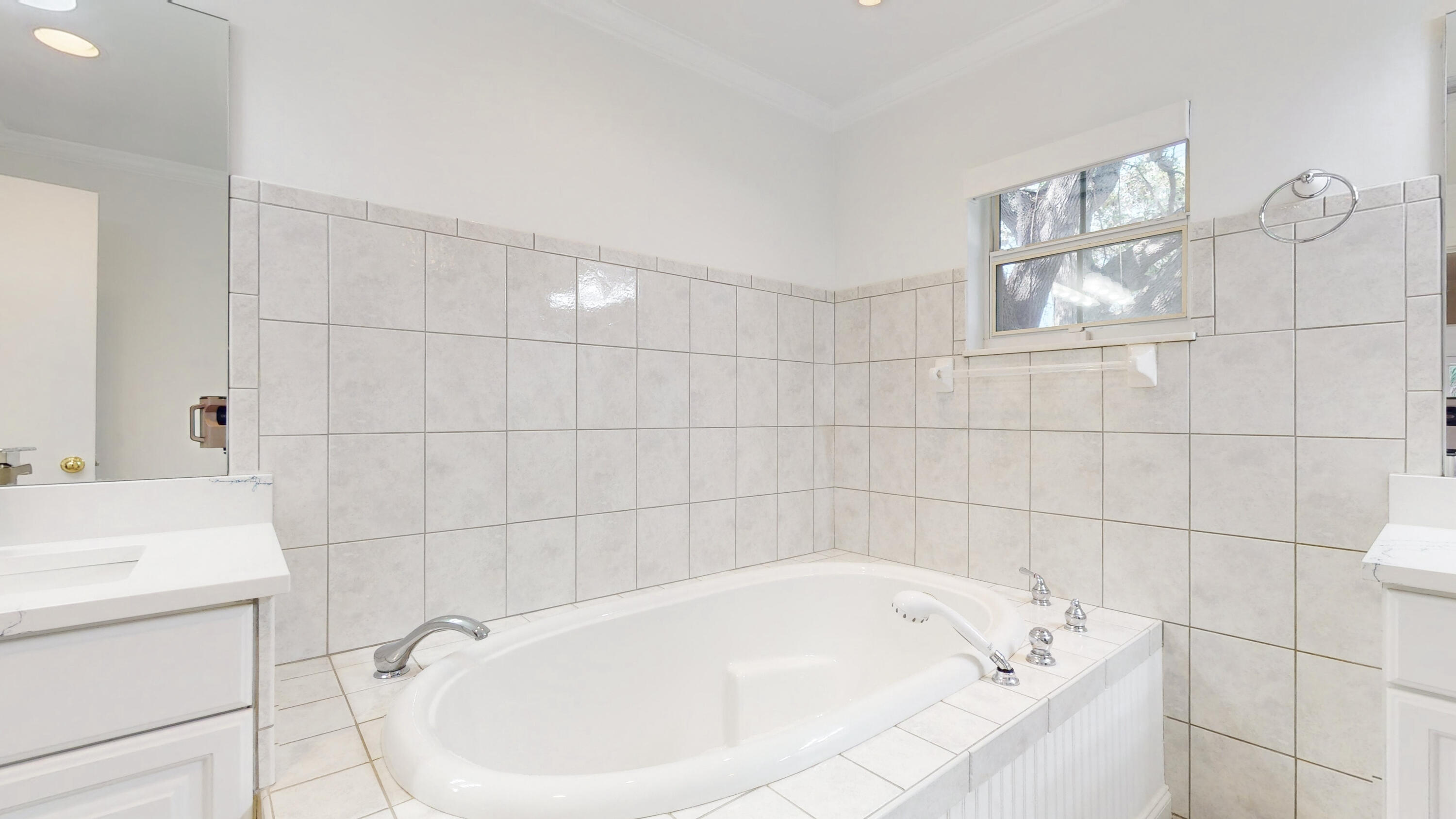 736 Iris Lane Vero Beach, FL 32963 - Photo 36 of 54 iPixx_001_49