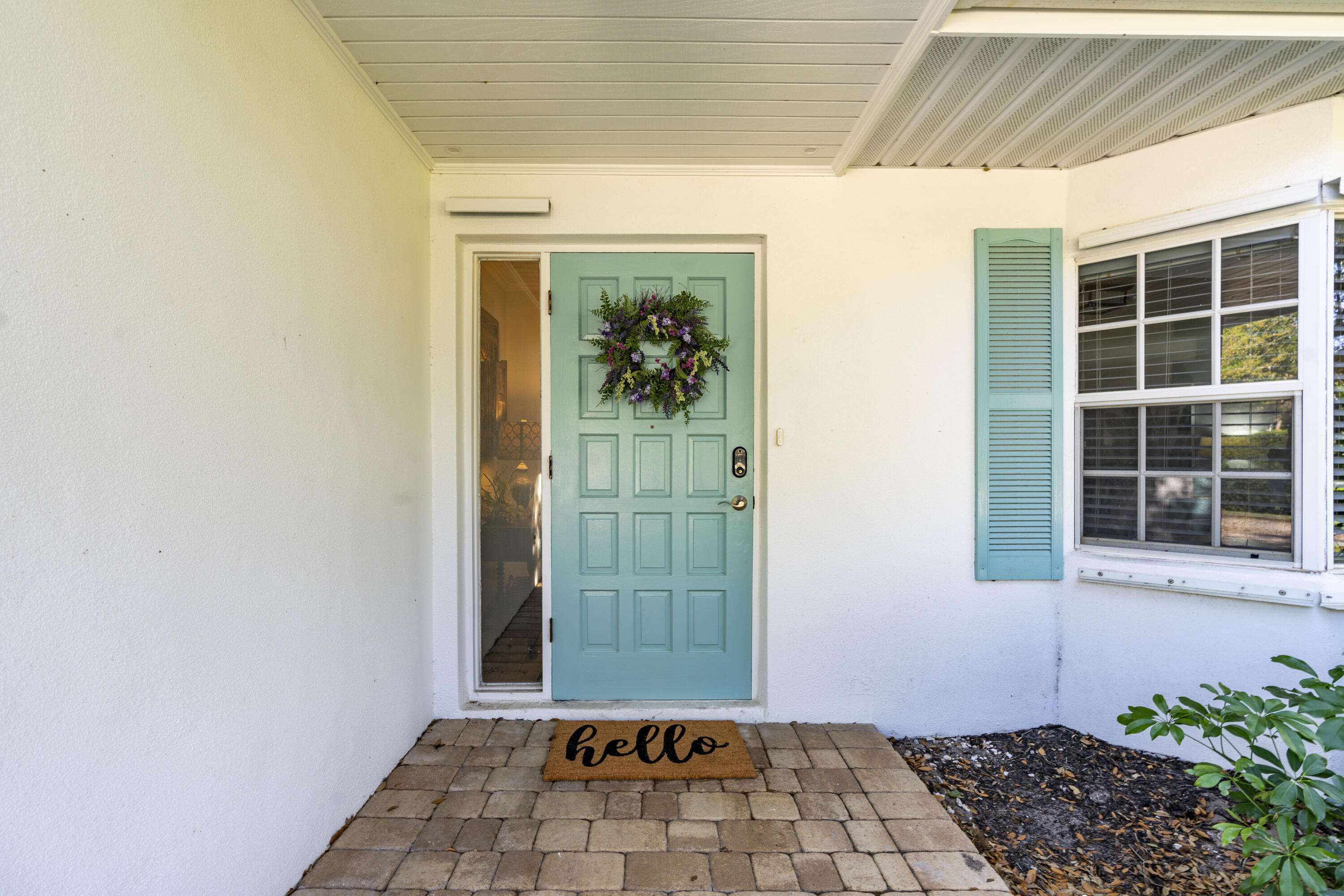 736 Iris Lane Vero Beach, FL 32963 - Photo 5 of 54 iPixx_001_1