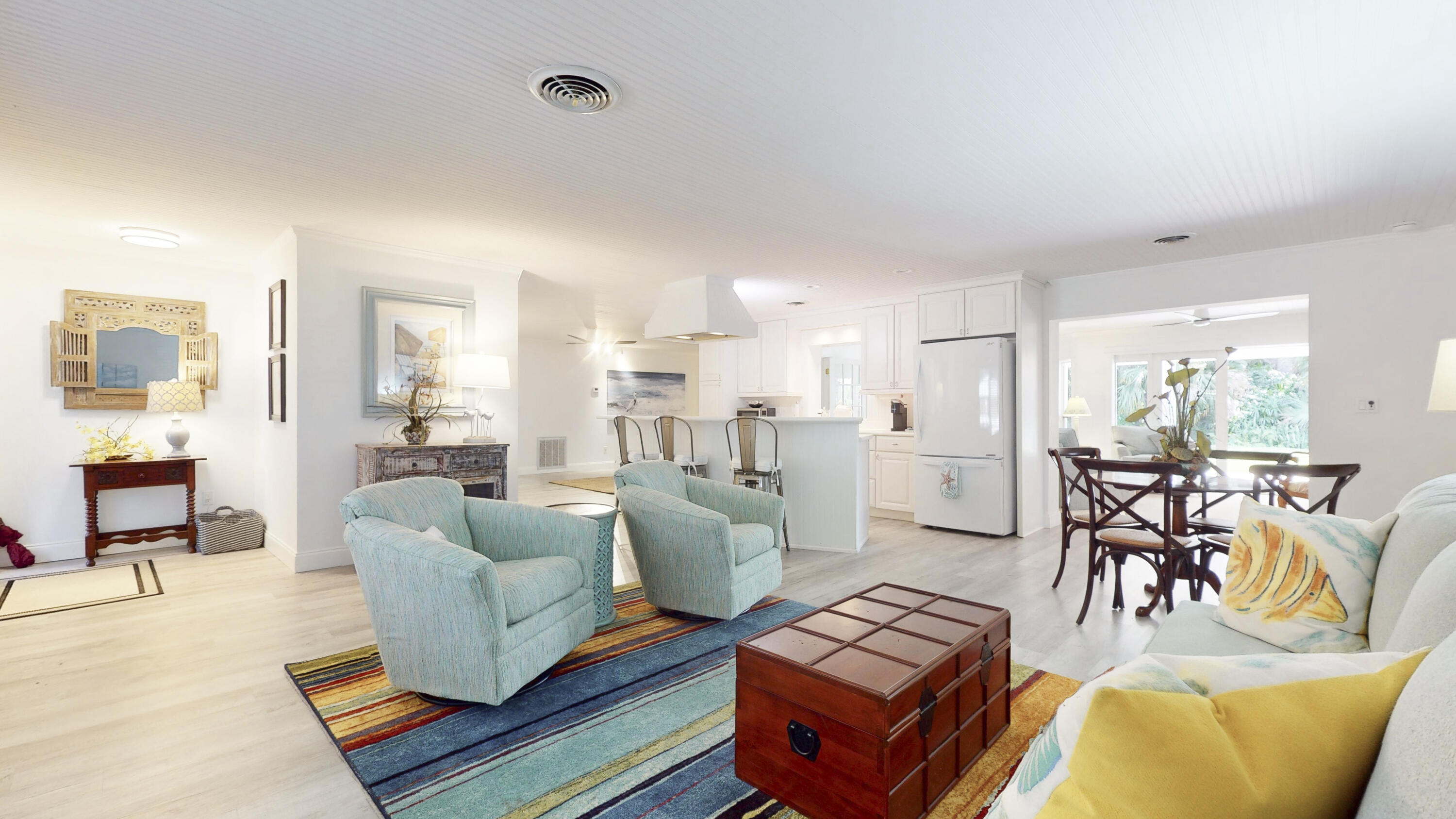 736 Iris Lane Vero Beach, FL 32963 - Photo 9 of 54 iPixx_001_6