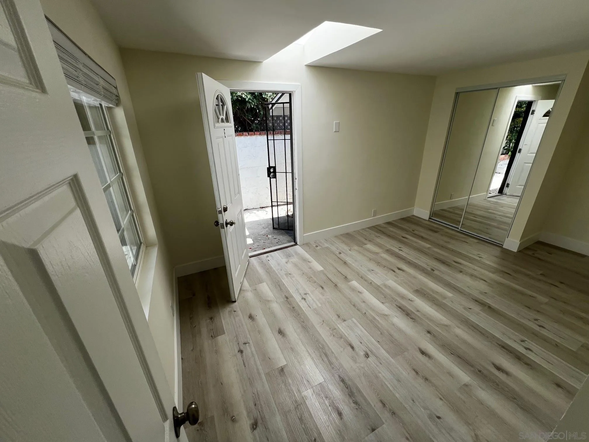 525 South Freeman Street Oceanside, CA 92054 - Photo 6 of 26