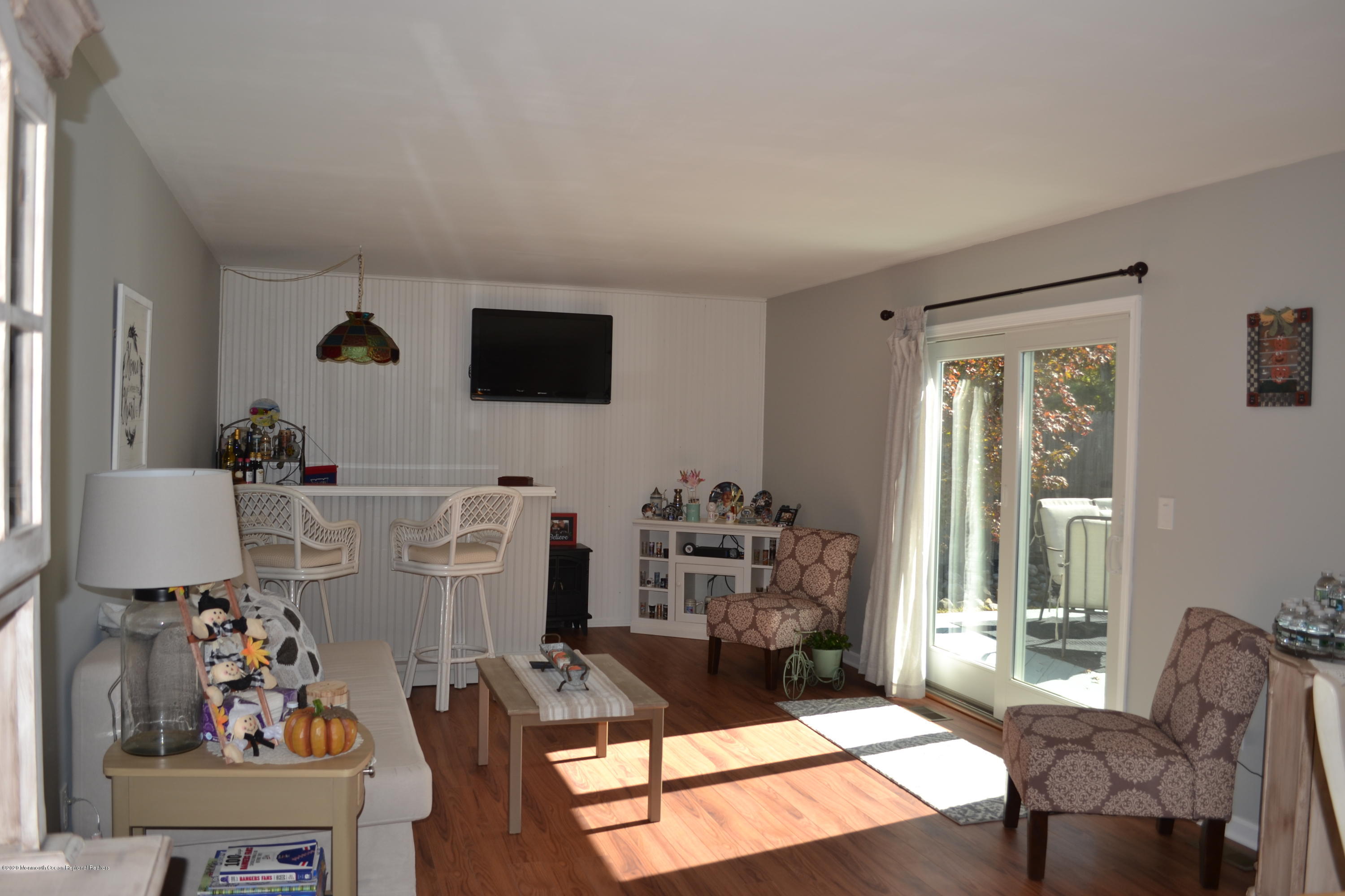 125 Brigantine Road Manahawkin, NJ 08050 - Photo 5 of 72 DSC_0860