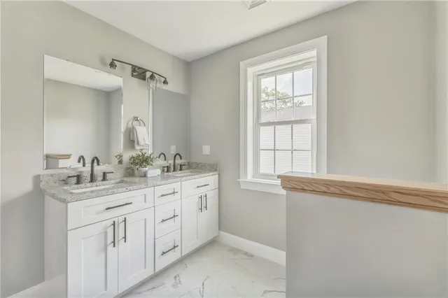 $649,900 | 2 Old County Vlg Way, Unit A, Smithfield, RI 02917