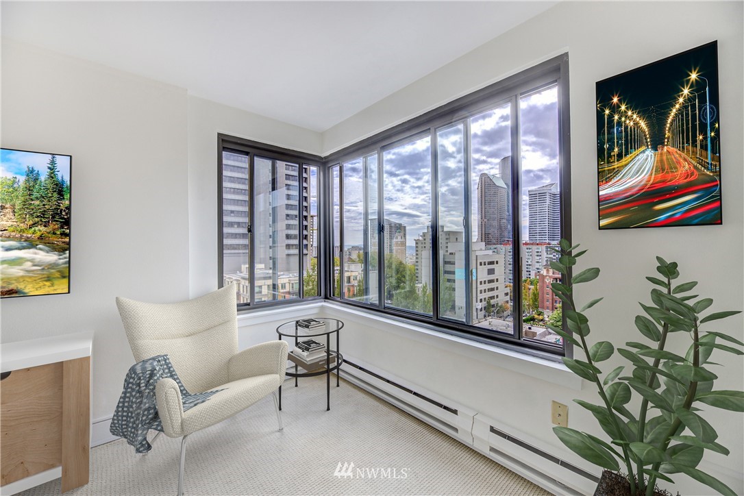 1105 Spring Street, Unit 1109 Seattle, WA 98104 - Photo 2 of 32