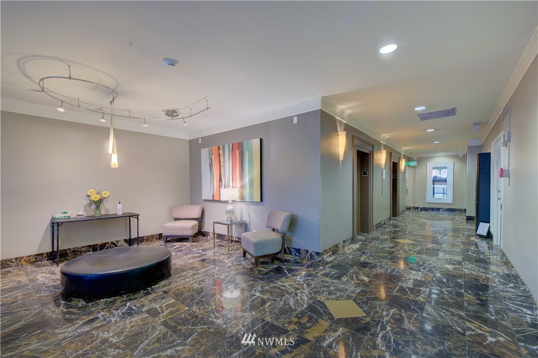 1105 Spring Street, Unit 1109 Seattle, WA 98104 - Photo 13 of 32