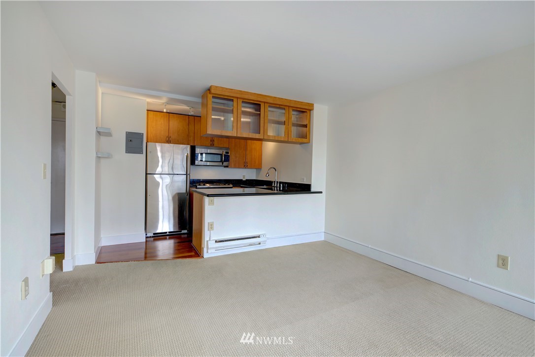 1105 Spring Street, Unit 1109 Seattle, WA 98104 - Photo 7 of 32