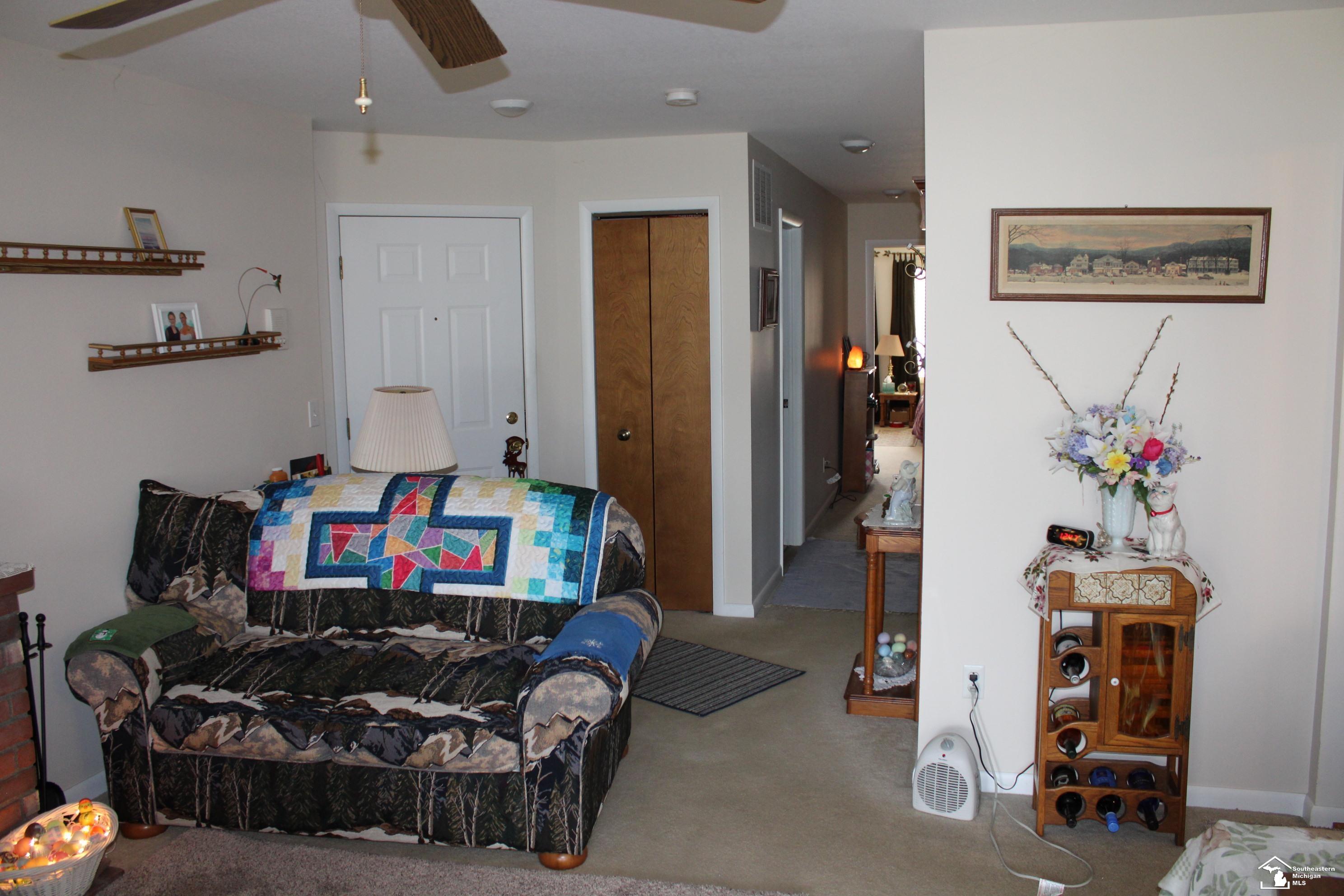 5840 East Dunbar Road, Unit 13 Monroe, MI 48161 - Photo 5 of 39 Living Room