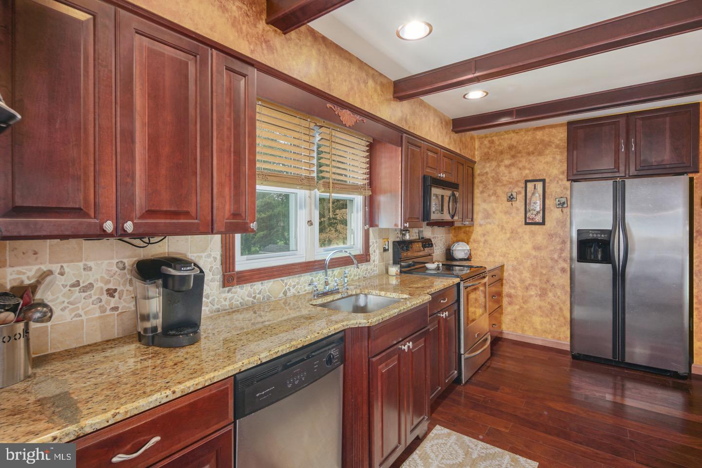 155 Harriet Road Southampton, PA 18966 - Photo 9 of 27 Gallery Image 9