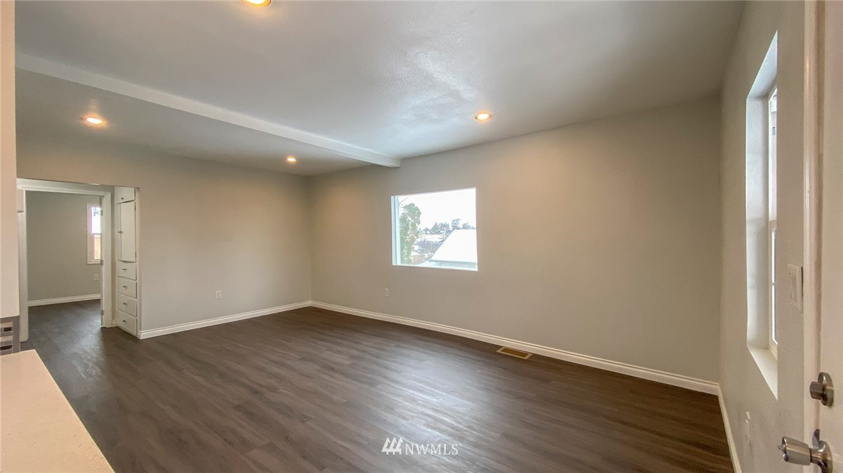 306 South Jefferson Street Ritzville, WA 99169 - Photo 3 of 35