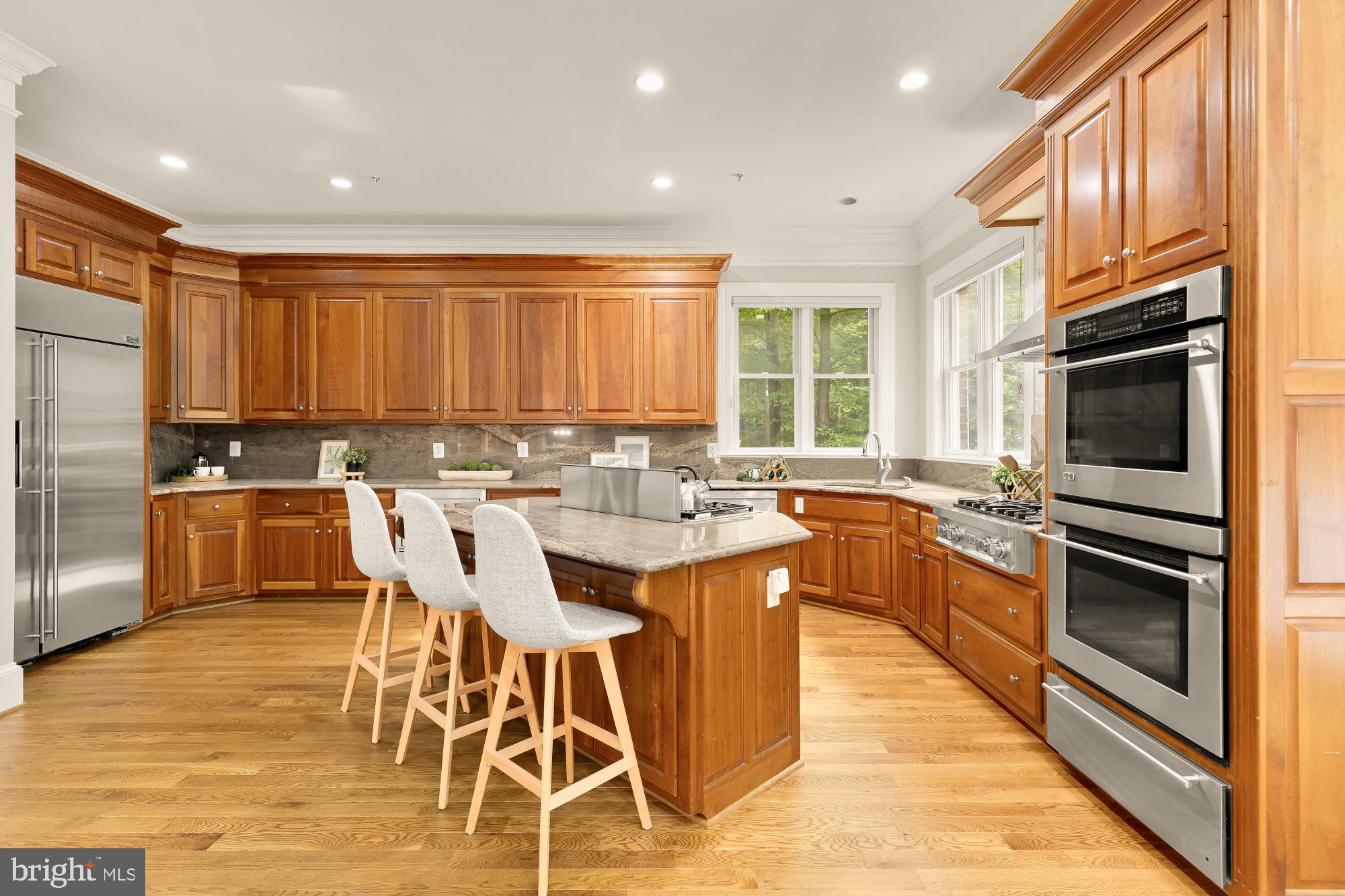 8505 Howell Road Bethesda, MD 20817 - Photo 25 of 75 23'6 x 20'4 with granite coutertop