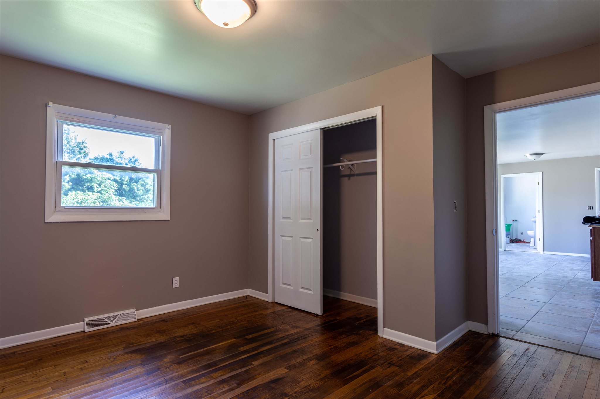 2800 East Royerton Road Muncie, IN 47303 - Photo 5 of 14 Gallery Image 5