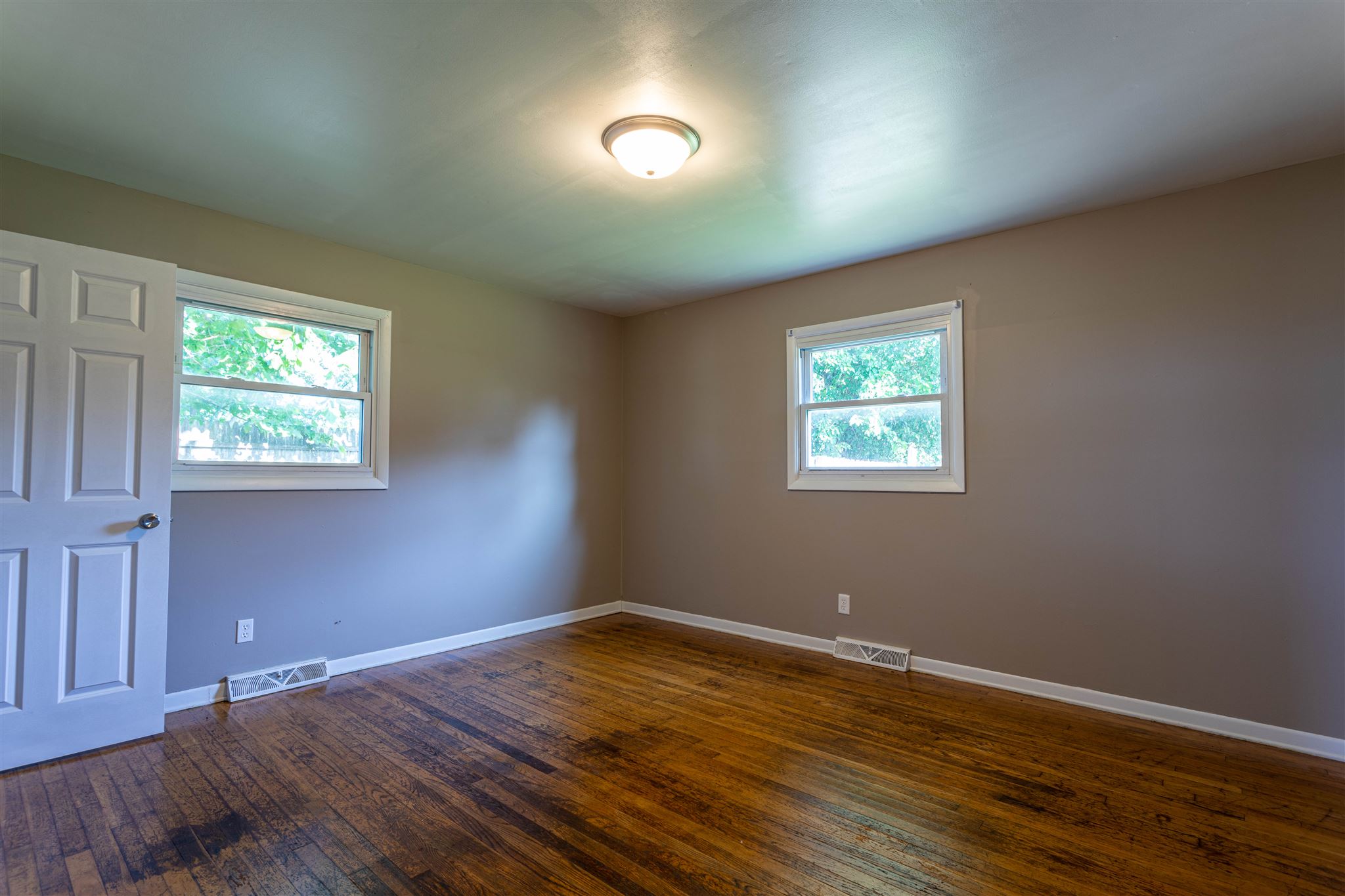 2800 East Royerton Road Muncie, IN 47303 - Photo 6 of 14 Gallery Image 6