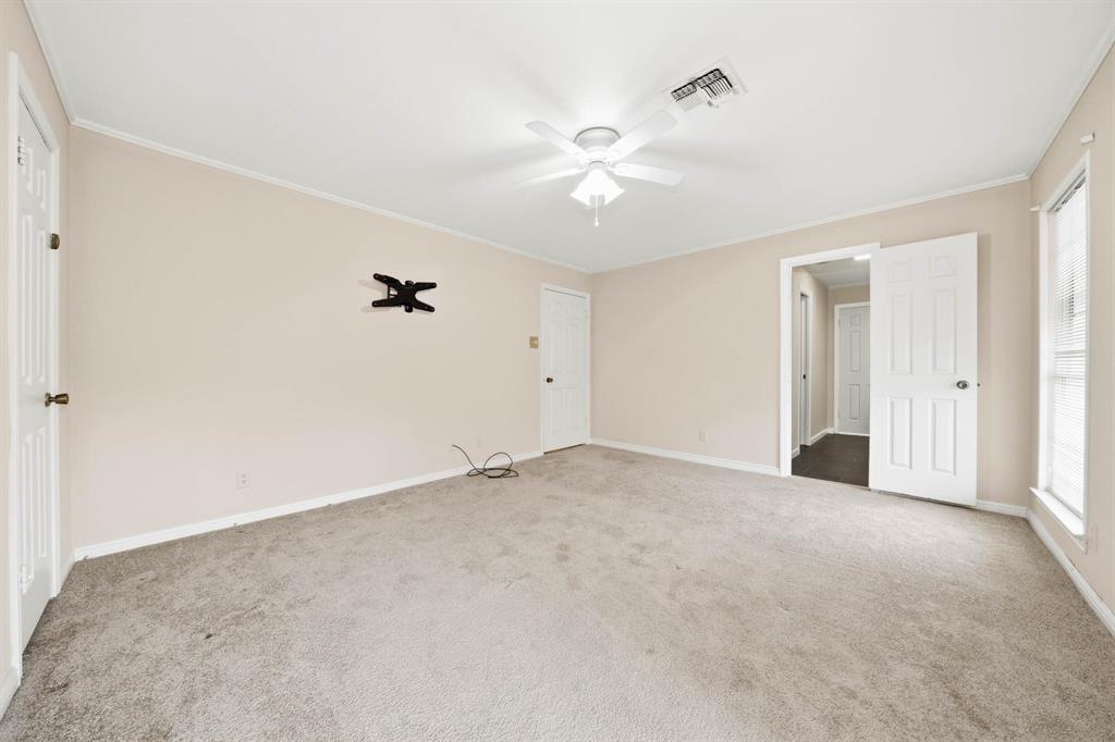 3400 Timbermill Road Waco, TX 76710 - Photo 21 of 35 wooden floor in an empty room