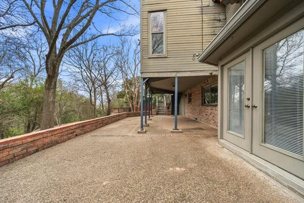 a view of a house with a outdoor space