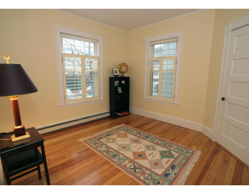 38 Maple Avenue, Unit 1 Cambridge, MA 02139 - Photo 7 of 10 a view of an empty room and window