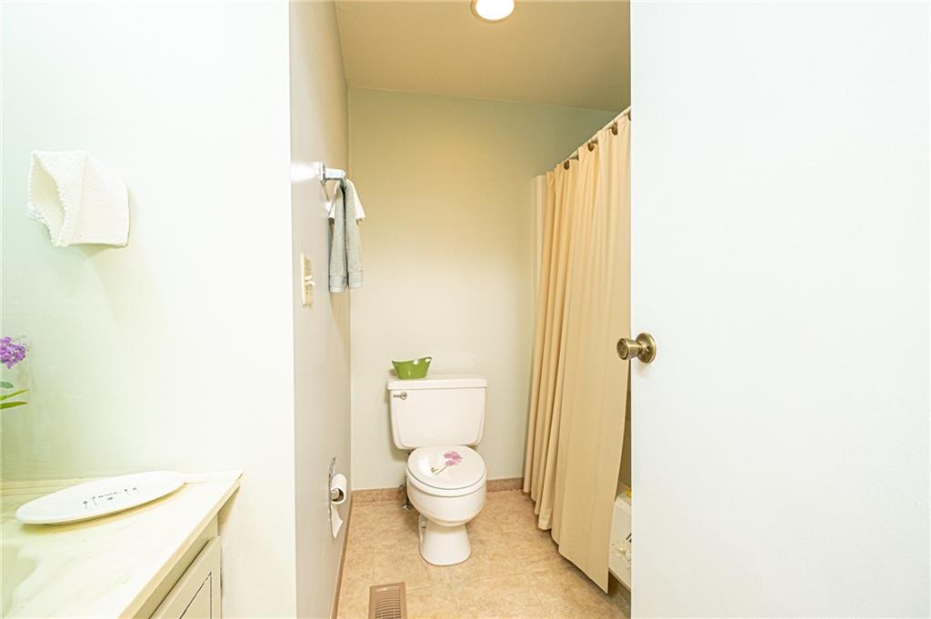 132 Locust Court Pittsburgh, PA 15237 - Photo 18 of 24
