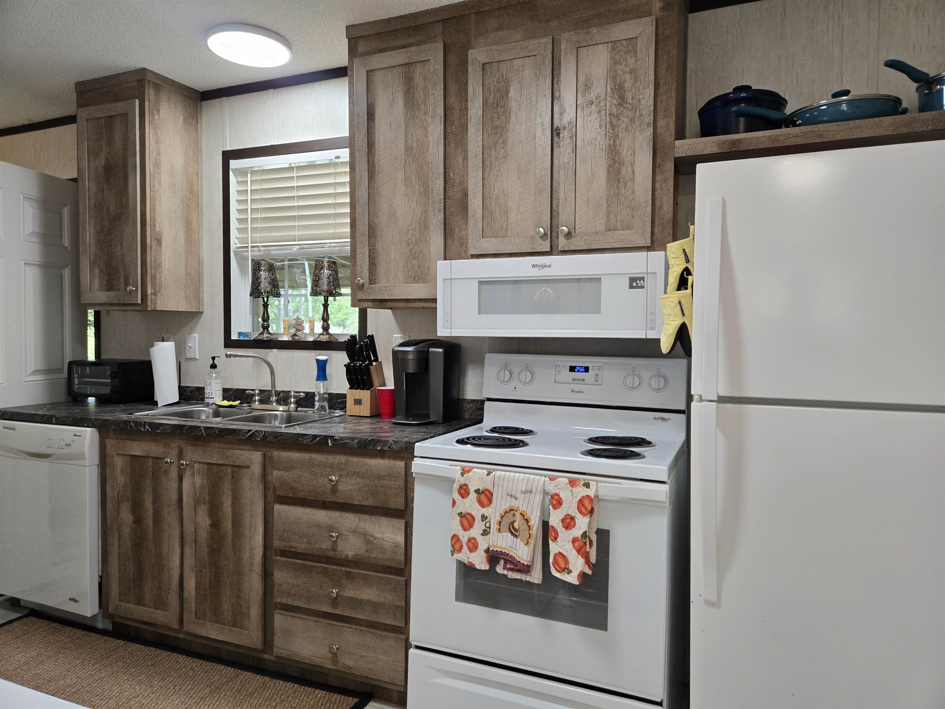 370 West Canal Street Murrells Inlet, SC 29576 - Photo 18 of 42