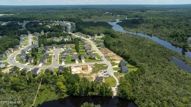 $327,100 | 717 Jasmine Lane, Jacksonville, NC 28546