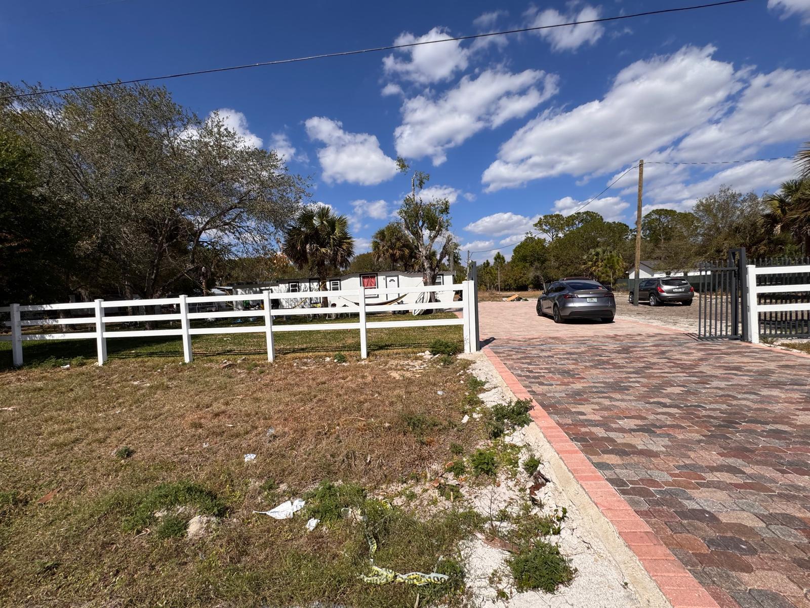 357 Hunting Club Avenue Clewiston, FL 33440 - Photo 33 of 37