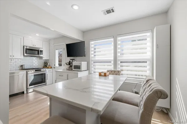 $599,000 | 2933 Grand Avenue, Baldwin, NY 11510