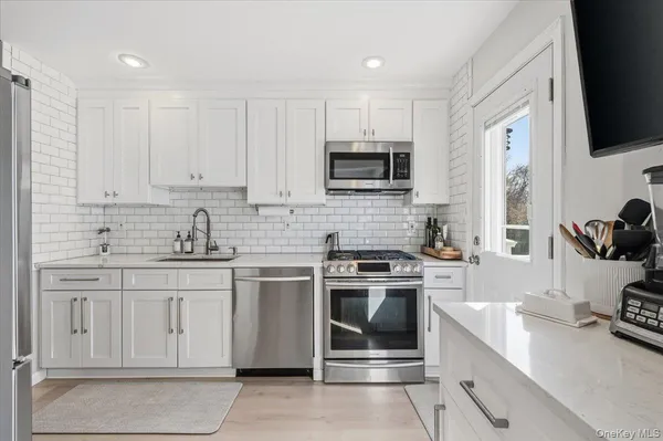 $599,000 | 2933 Grand Avenue, Baldwin, NY 11510