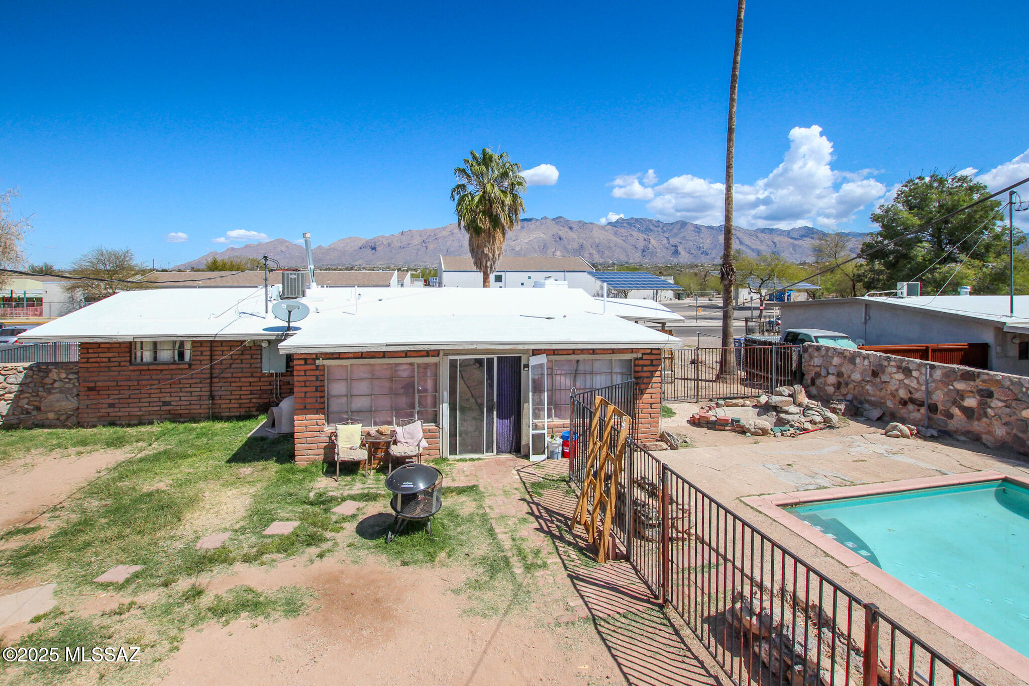 3930 East Kleindale Road Tucson, AZ 85712 - Photo 10 of 37 Gallery Image 10