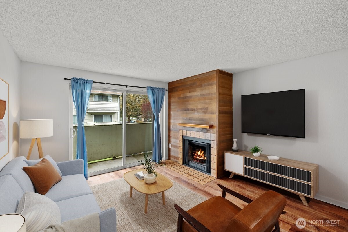 1150 Sunset Boulevard Northeast, Unit 220 Renton, WA 98056 - Photo 2 of 17