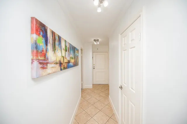 $2,350 | 3525 Sage Road, Unit 710, Houston, TX 77056