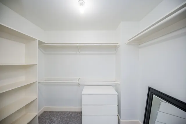 $2,350 | 3525 Sage Road, Unit 710, Houston, TX 77056