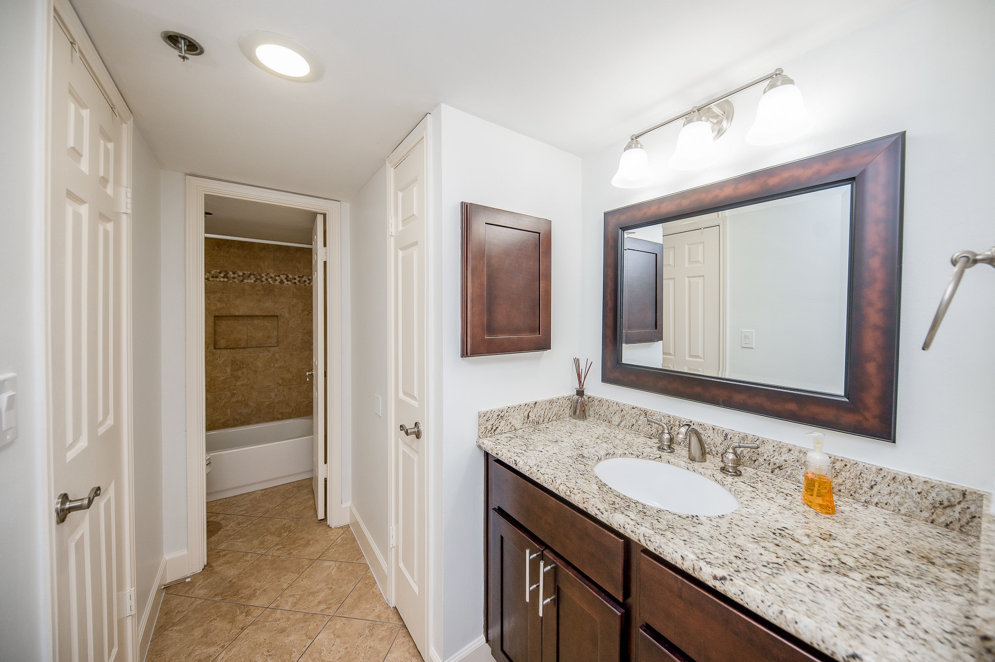 3525 Sage Road, Unit 710 Houston, TX 77056 - Photo 20 of 30