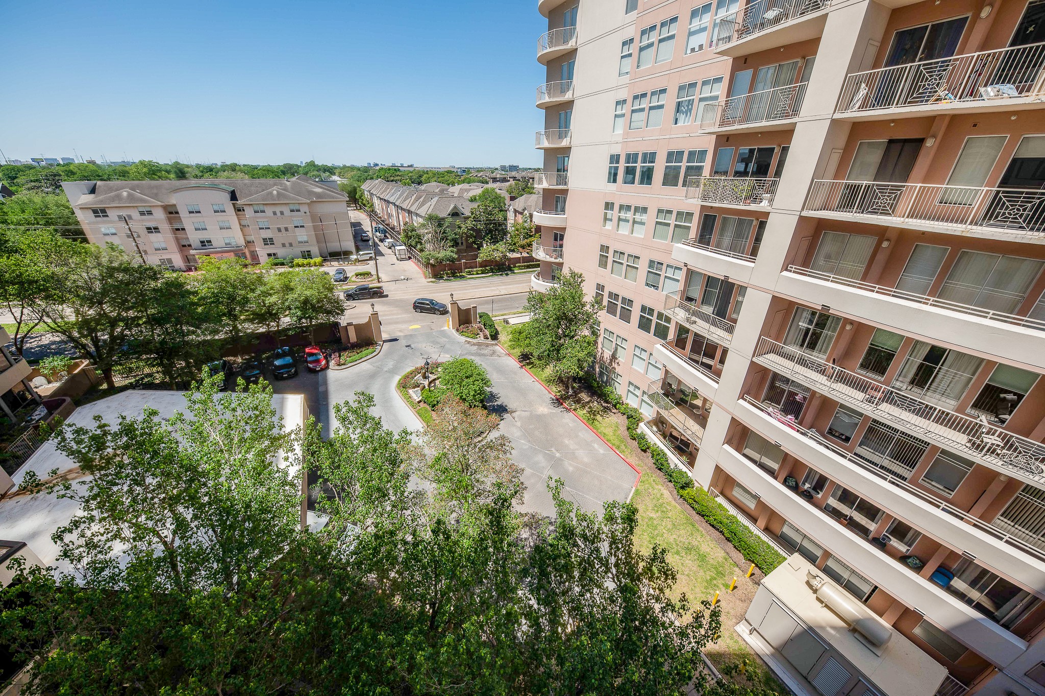 3525 Sage Road, Unit 710 Houston, TX 77056 - Photo 24 of 30