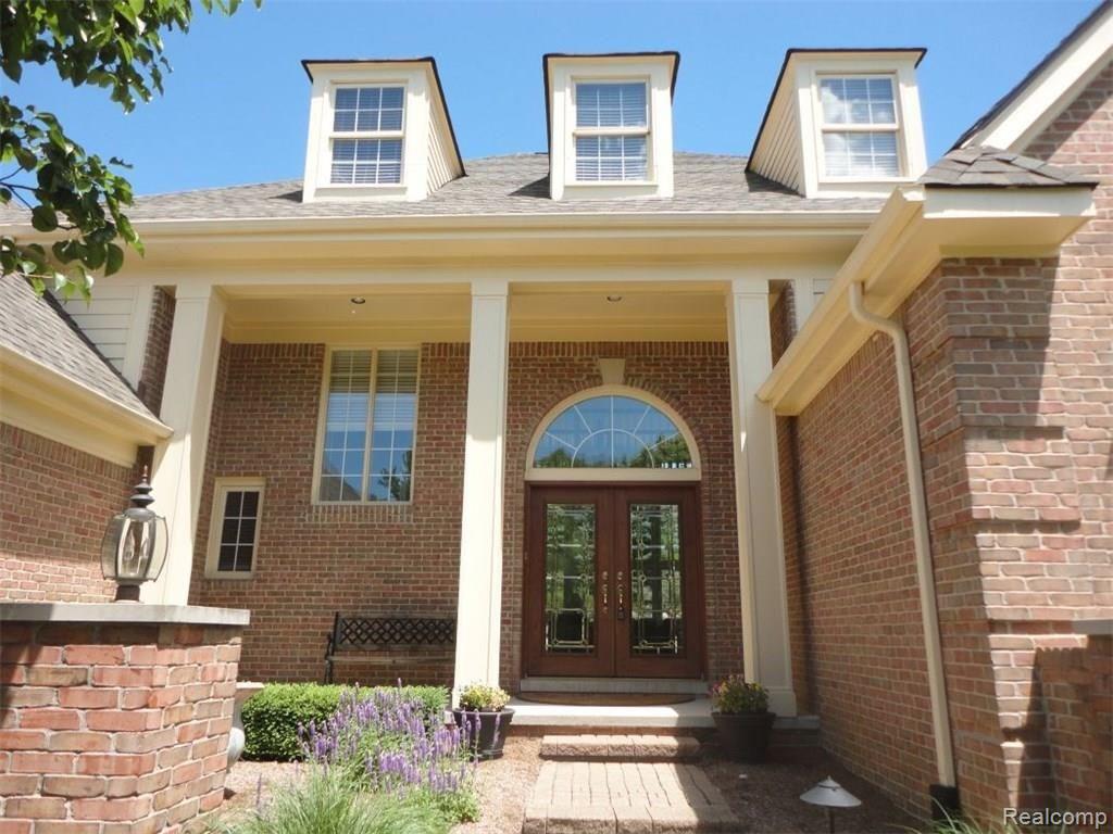 652 Cherry Tree Lane Rochester Hills, MI 48306 - Photo 2 of 42