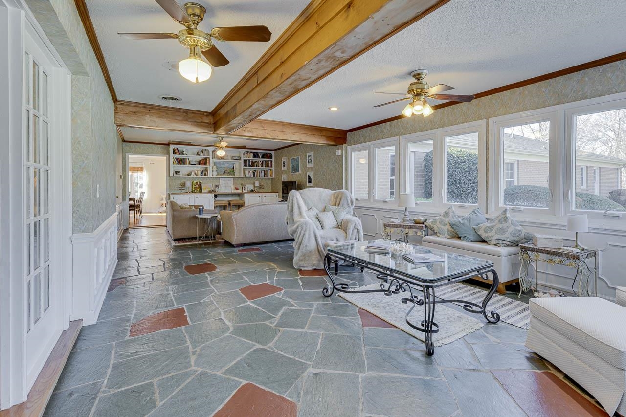 136 Club Drive Simpsonville, SC 29681 - Photo 11 of 46