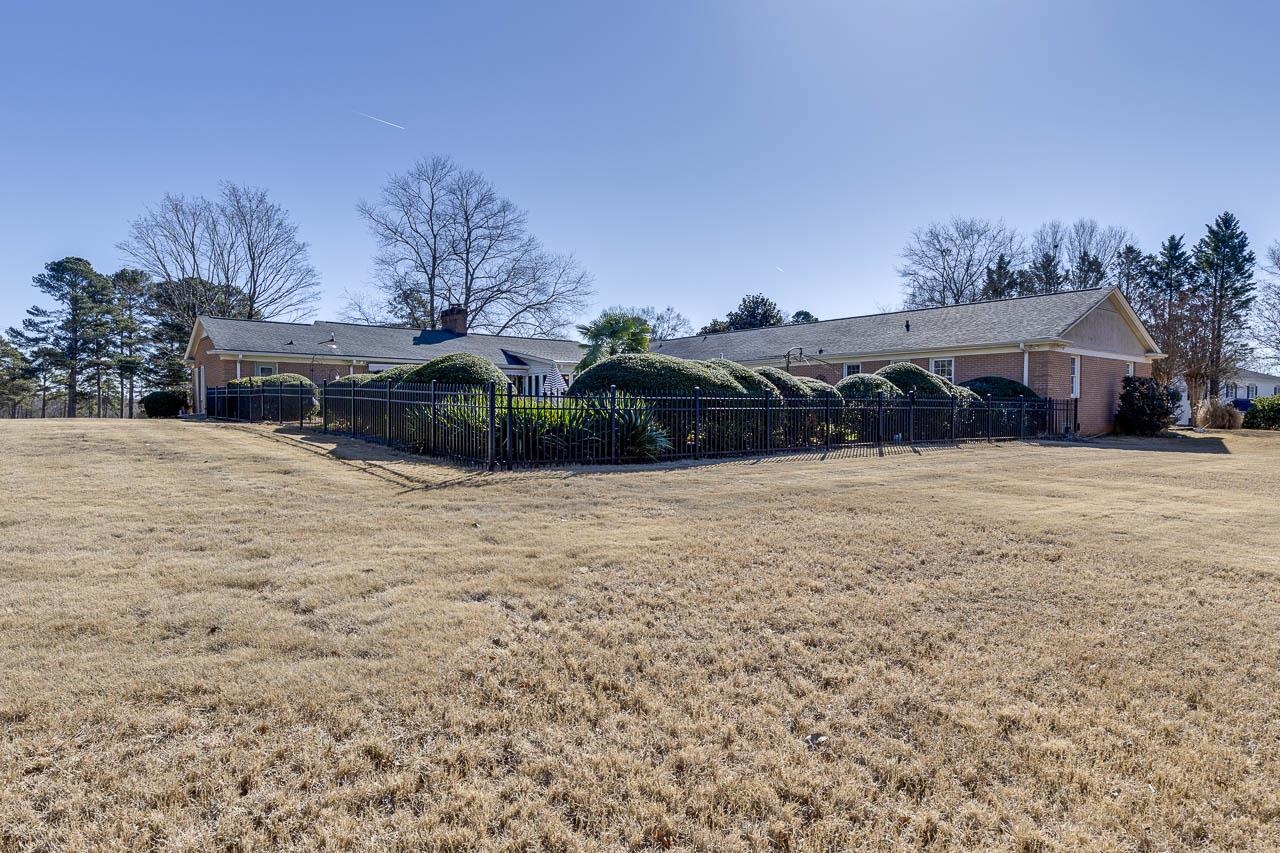 136 Club Drive Simpsonville, SC 29681 - Photo 42 of 46