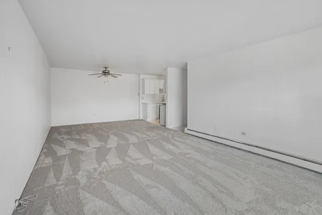 $225,000 | 8905 Knight Avenue, Unit 211, Des Plaines, IL 60016