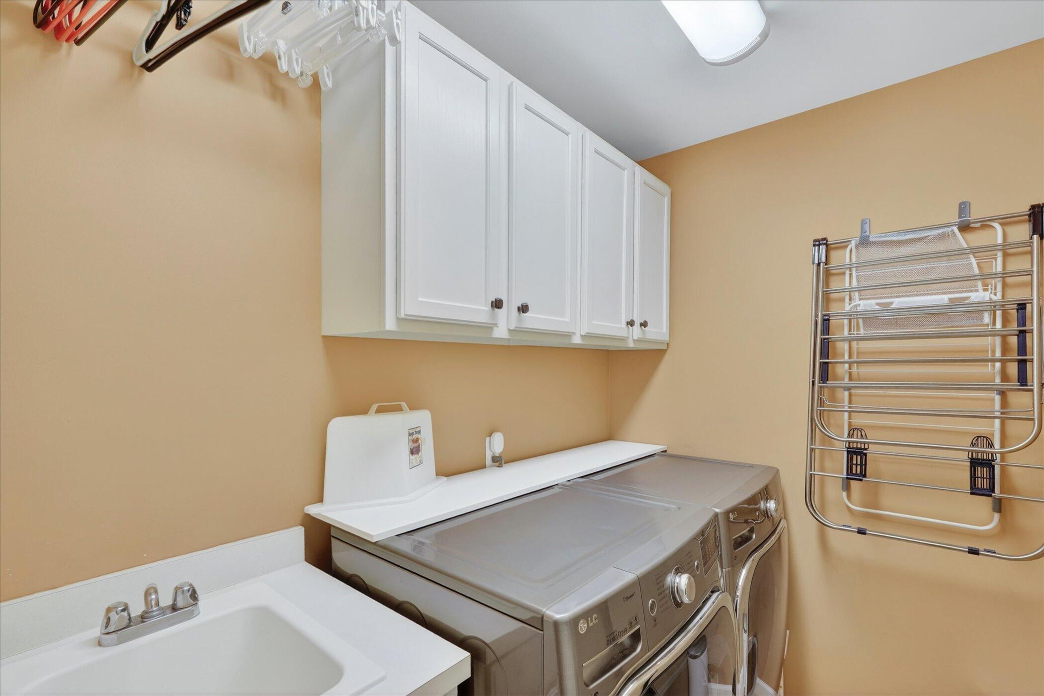 4022 Dun Rovin Court Commerce Township, MI 48382 - Photo 25 of 59 4022 Dun Rovin