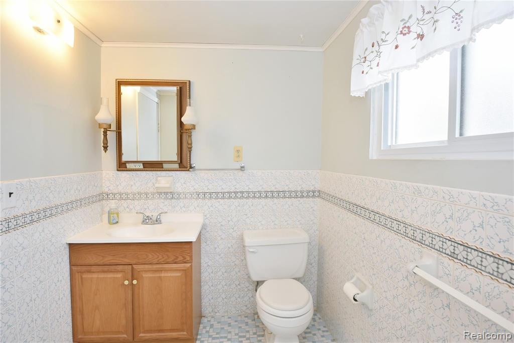 3155 Melvin Avenue Rochester Hills, MI 48307 - Photo 19 of 26