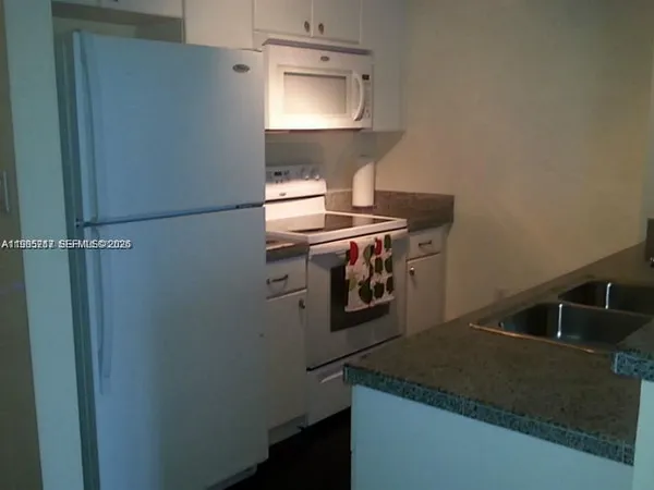 $2,000 | 2740 Southwest 28th Terrace, Unit 503, Miami, FL 33133