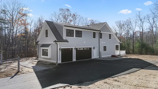 $1,099,900 | 279 South E Main Street, Unit LOT 2, Douglas, MA 01516